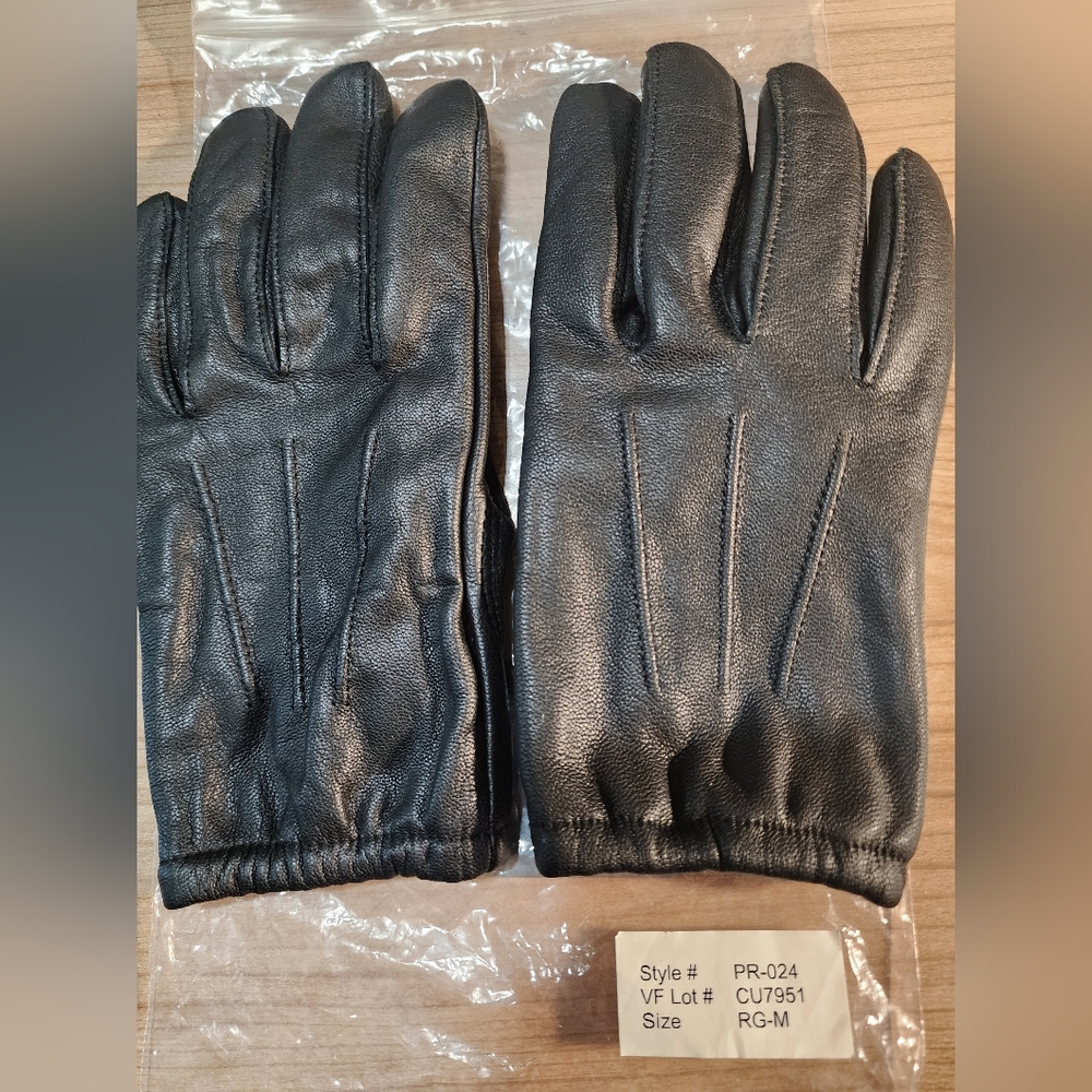 NWOT Worldwide Protective Services Unisex Black Leather Gloves.